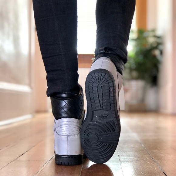 💥NIKE DUNK Sky Hi Wedge Silver Reflective Boots - Picture 3 of 11